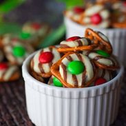 Holiday Pretzel Bites