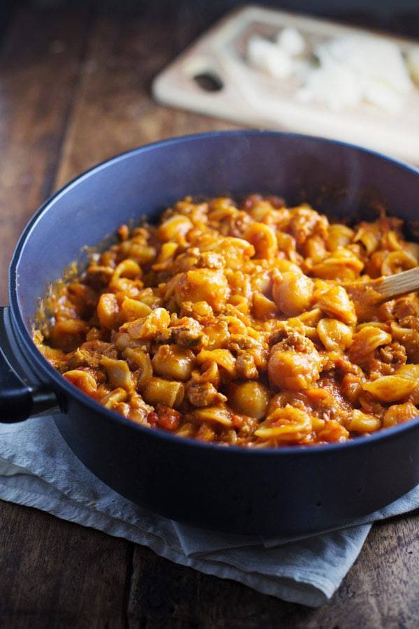 San Marzano Pasta e Fagioli in a blue dish.